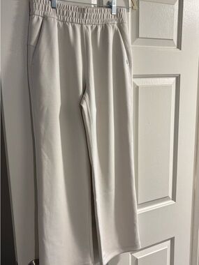 CRZ YOGA Wide-Leg Pull-On Pants in Light Cream US Small (4-6)